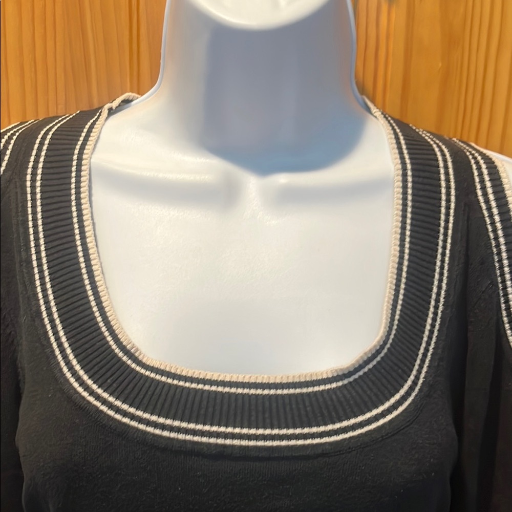 Boston Proper Cold Shoulder Top - Picture 3 of 7